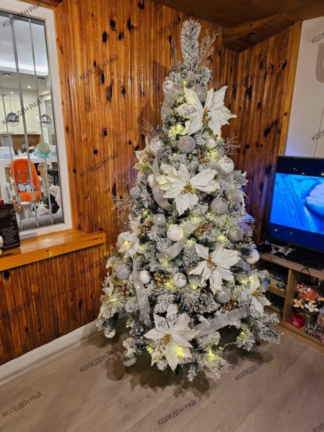 Изкуствена елха "Снежен сън"