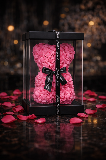 Луксозно мече от вечни рози + Премиум Кутия (23 см)