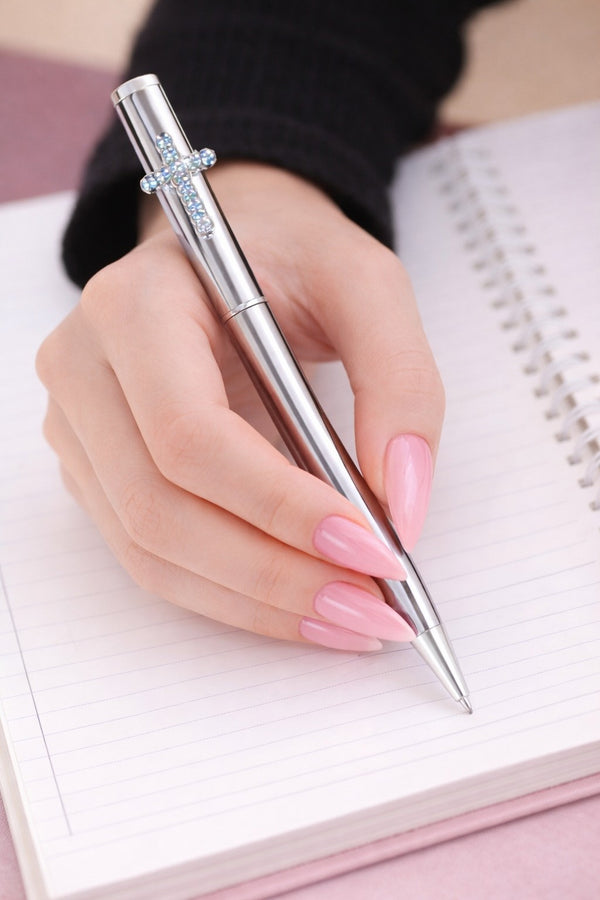 Химикалка с кристали Swarovski блясък във всеки подпис