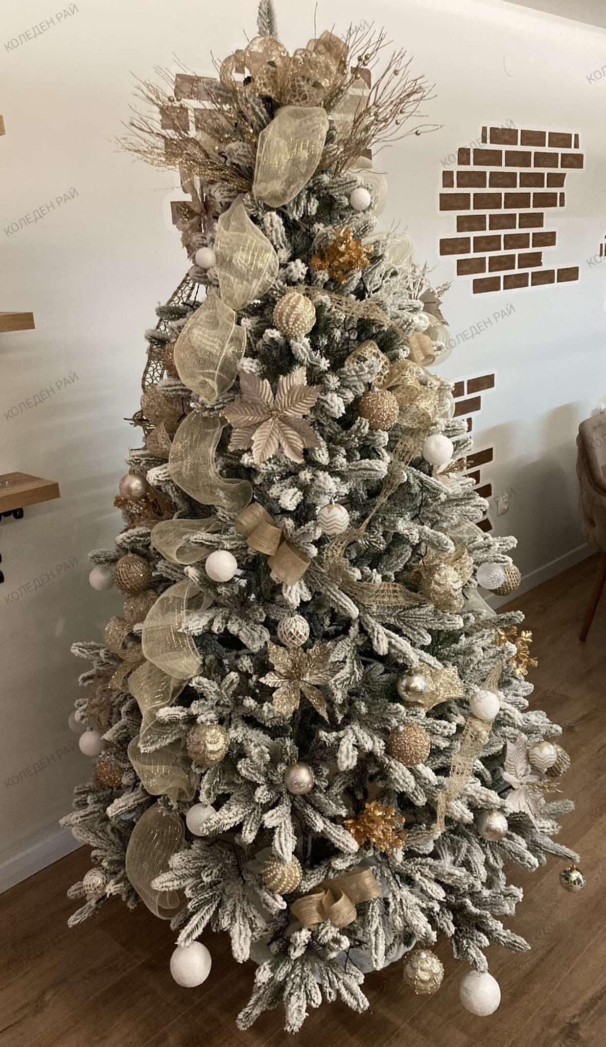 Изкуствена елха "Снежна кралица"