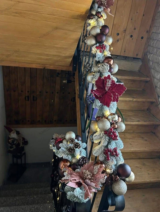 Луксозен снежен гирлянд – Празник със стил